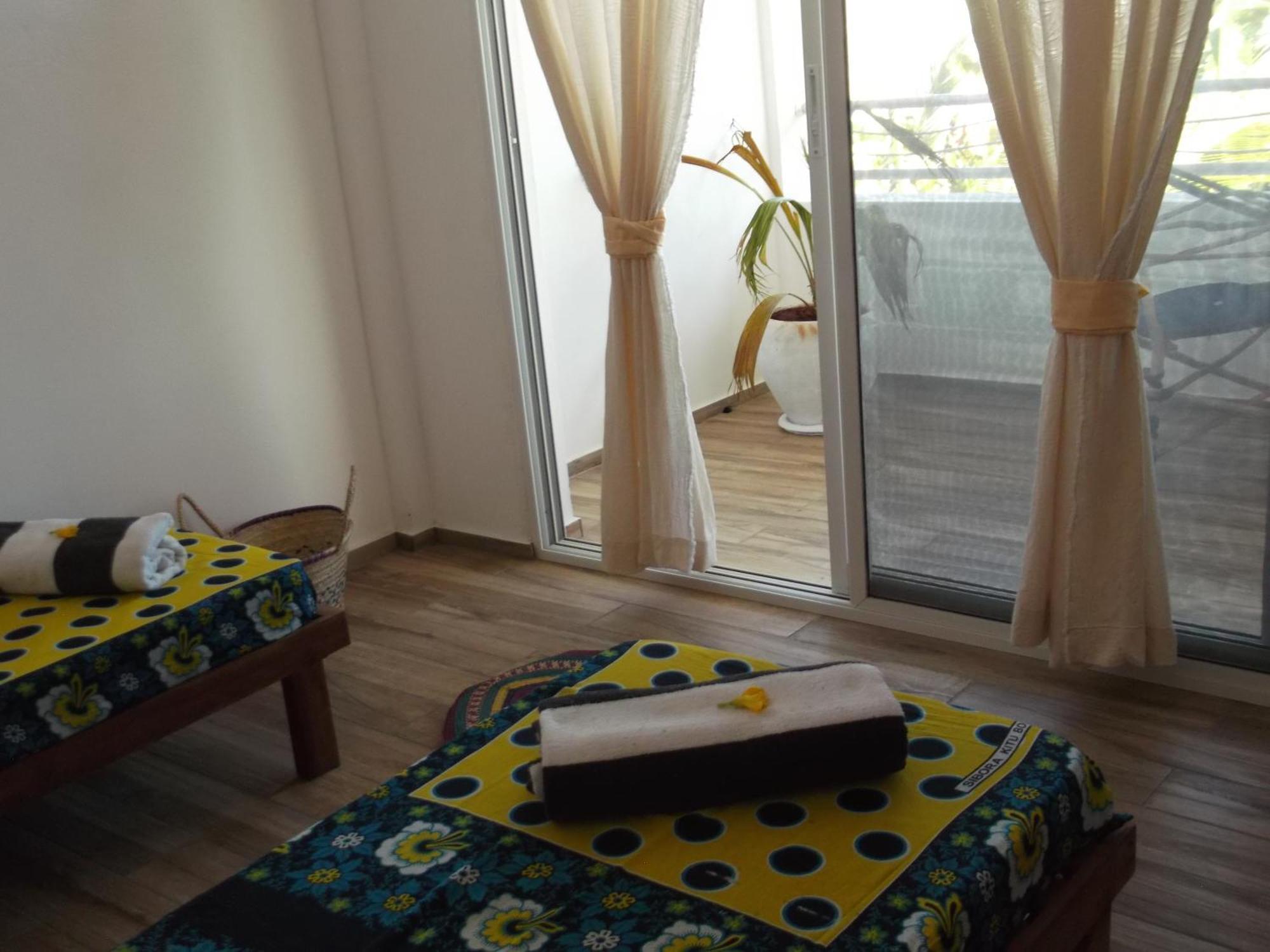 Kobe House Acomodação com café da manhã Jambiani  Quarto foto